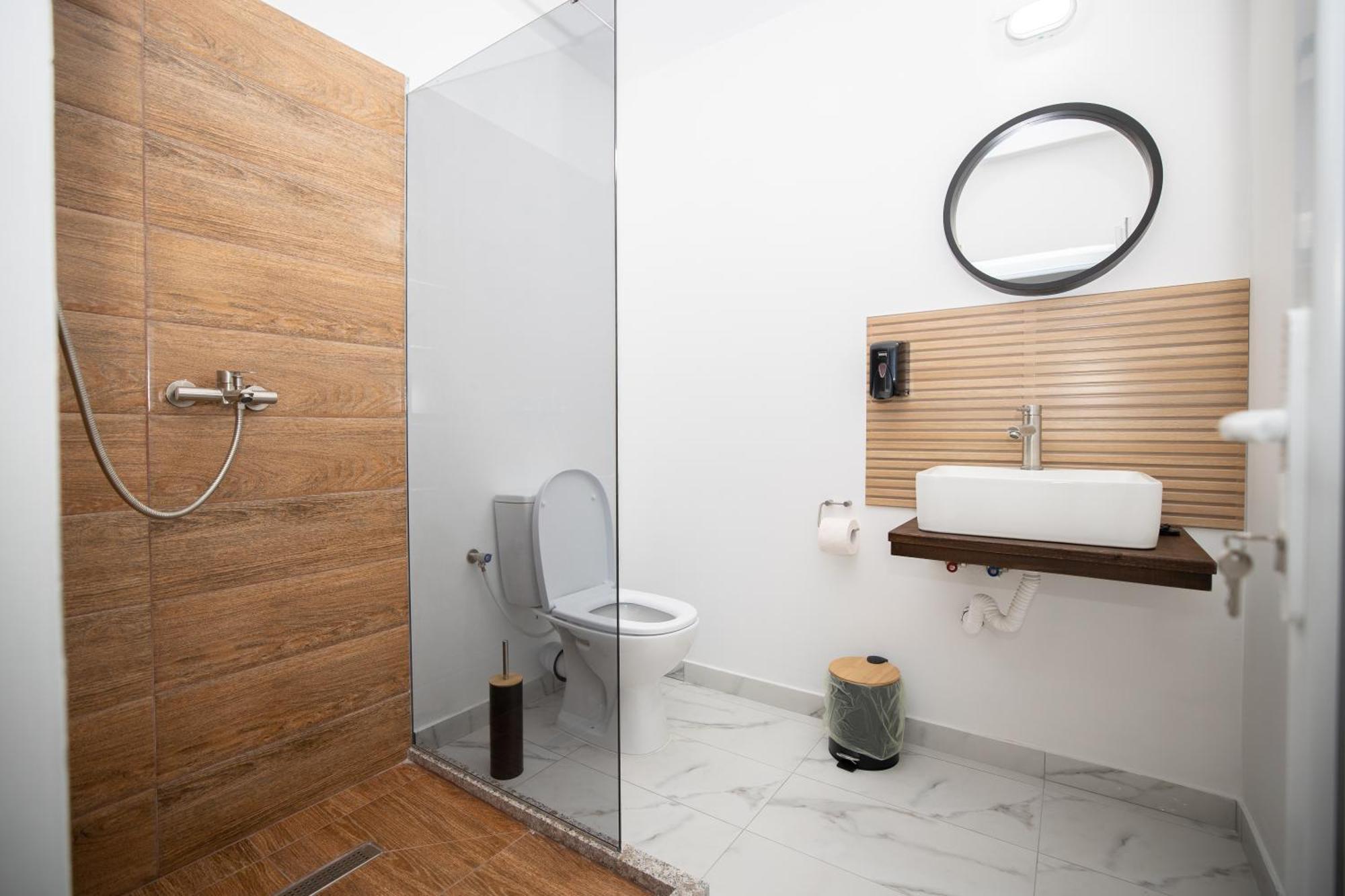 Rem Garden Hotel Novaci-Straini Luaran gambar